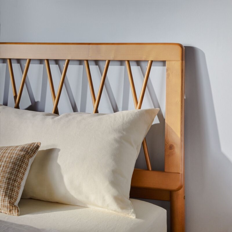 Cama X Spindle Mid-Century Modern Solid Wood Bed - Image 16