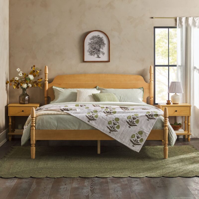 Traditional Vivienne Easy Assembly Solid Wood Bed - Image 12