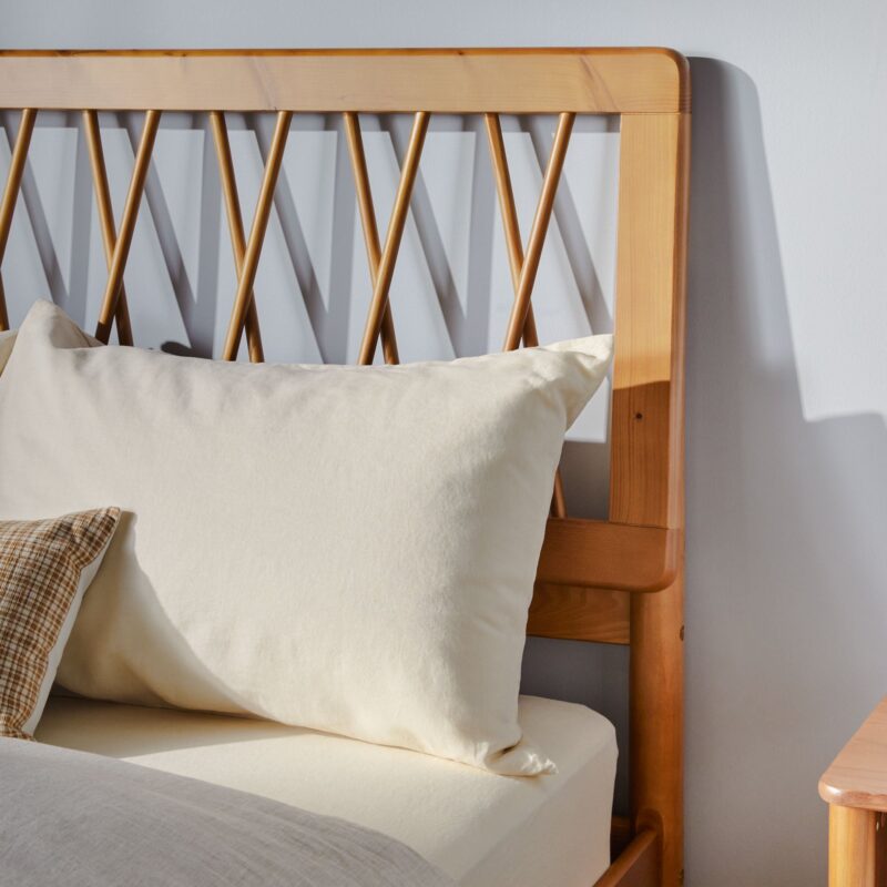 Cama X Spindle Mid-Century Modern Solid Wood Bed - Image 4